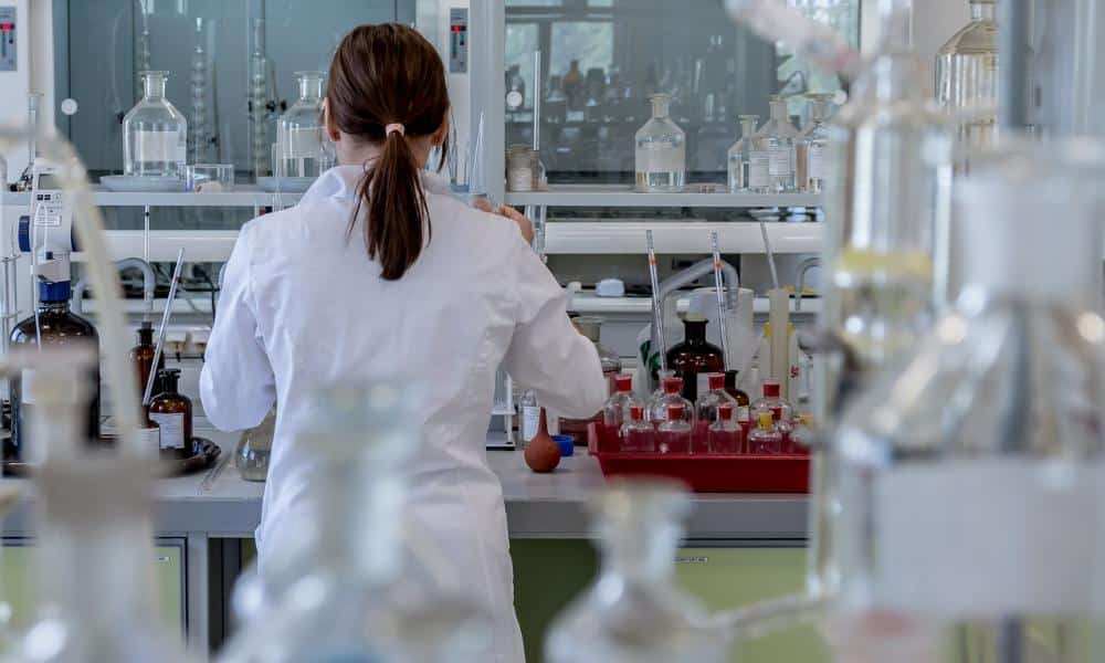 Neurodegeneracja a dieta i styl życia – jak możemy chronić nasz mózg?