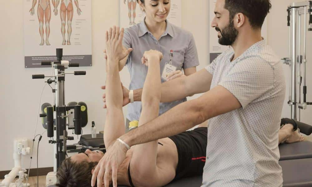 Ucieczka przed bólem: jak proste akcesoria treningowe chronią przed kontuzjami?