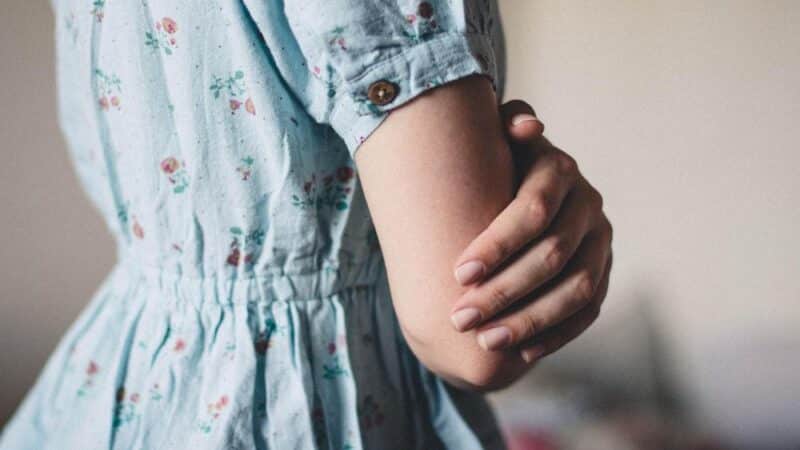 Kiedy narodziła się moda? Podróż do korzeni twojej szafy