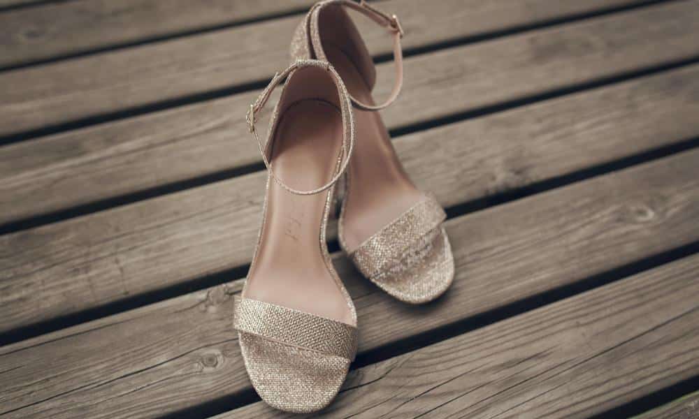 Średniowieczna szafa: jak ubrania definiowały status, grzech i pobożność